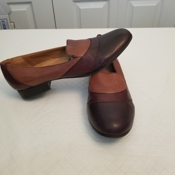 Naturalizer Coretta Loafers Womens 9M 2 Tone  Brown Leather Casual Slip On Shoes - Picture 5 of 8
